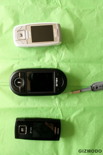 Illustration for article titled Sizemodo: Helio Ocean vs. Everything (including iPhone)